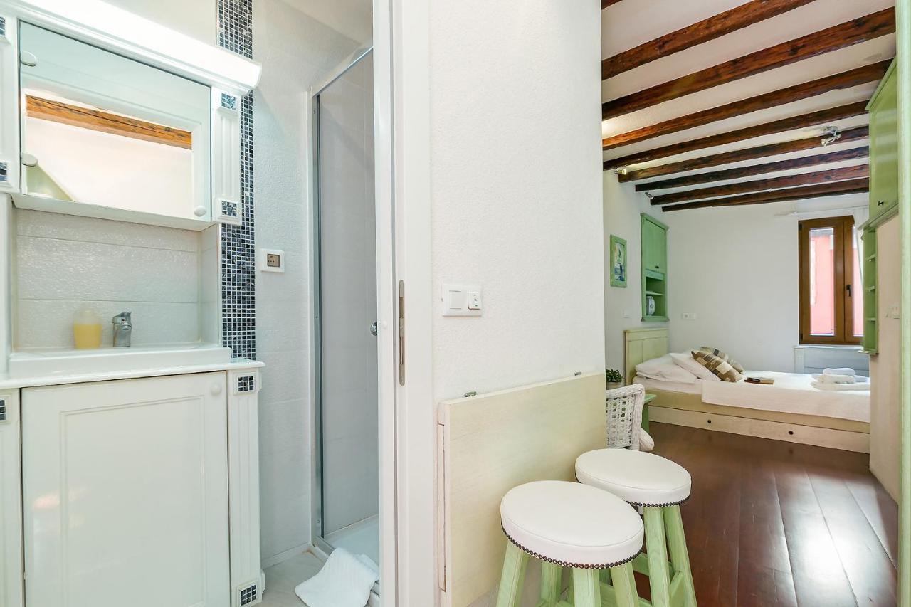 Studios Verde By Irundo Rovinj Buitenkant foto